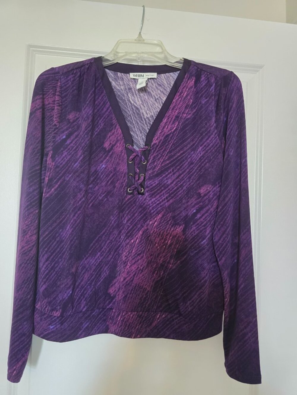 WHBM Outlet lady's casual top